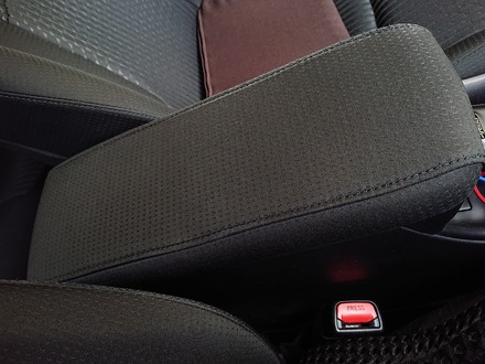 TOYOTA Prius50 ������쥹�ȥ��С� 01