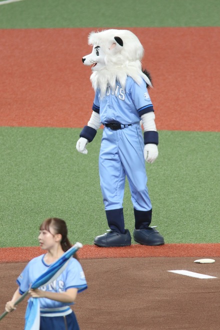 250802 �٥롼�ʥɡ��� vs ���ե��å� �饤���󥺥ե����ƥ��Х륺 �쥪�ȥ饤�ʡ��֥롼�쥸���� 01