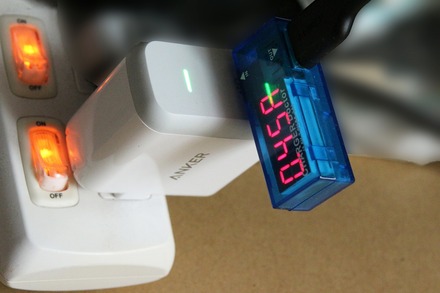 Anker PowerWave 10 Pad (������)  07