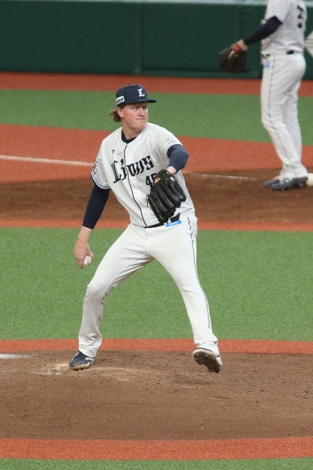 250426 �٥롼�ʥɡ���  vs ����å��� �ȥ쥤�������󥲥󥿡� 03