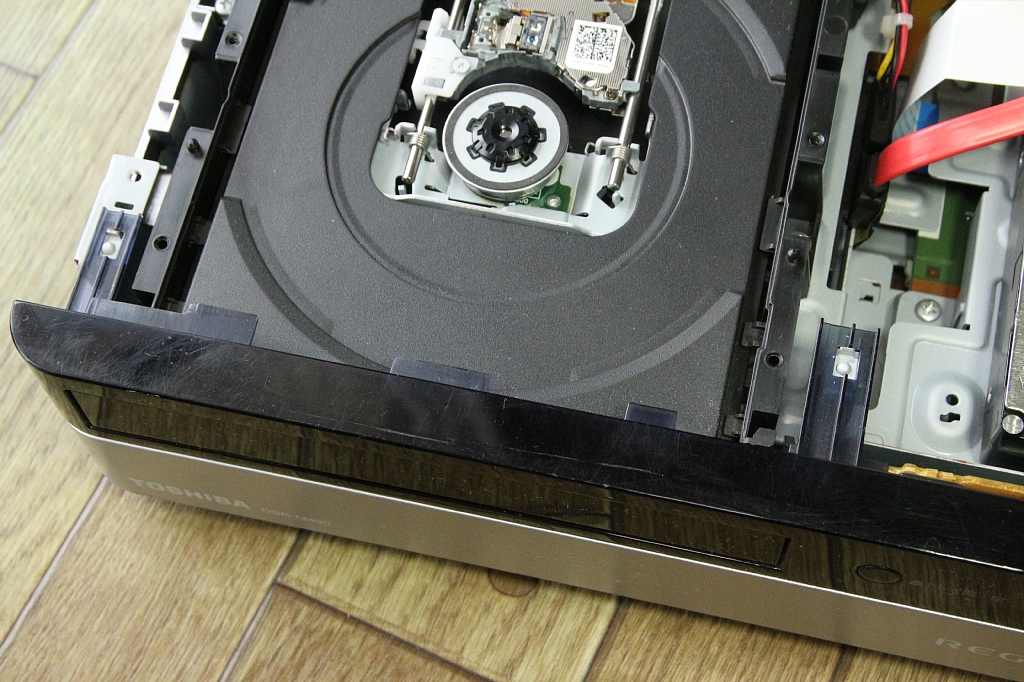 TOSHIBA DBR-M490 DVDドライブ 東芝のREGZAサーバー DBR-M490 分解編 : VAIOちゃんのよもやまブログ