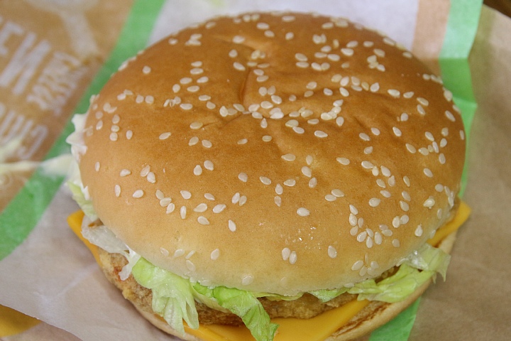 マクドナルド チキンチーズバーガー チキチー Vaioちゃんのよもやまブログ マクドナルド チキンチーズバーガー チキチー Vaioちゃんのよもやまブログ