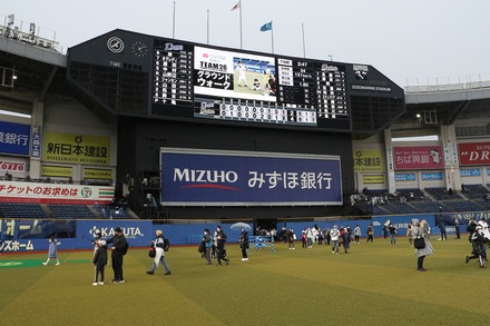 220403 ZOZO�ޥ�� vs ���å� ���饦��ɥ������� 02