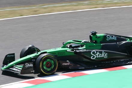 F1 2025 ����GP FP1 �˥����ҥ�륱��٥륰