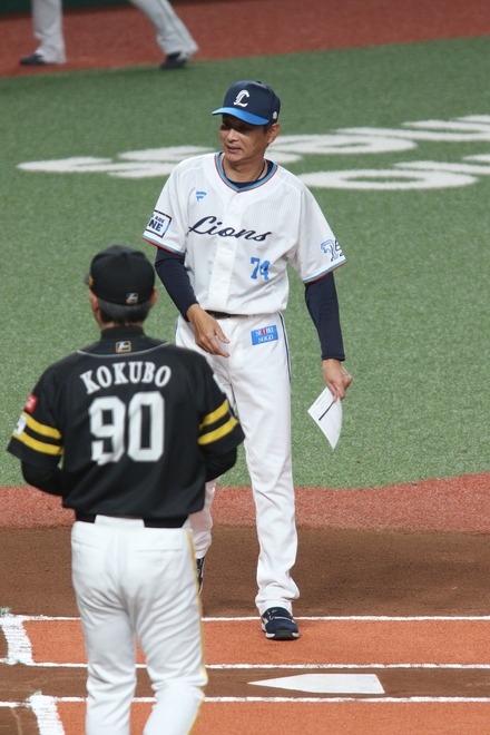 250419 �٥롼�ʥɡ���  vs ���եȥХ� ���С�ɽ��ǧ