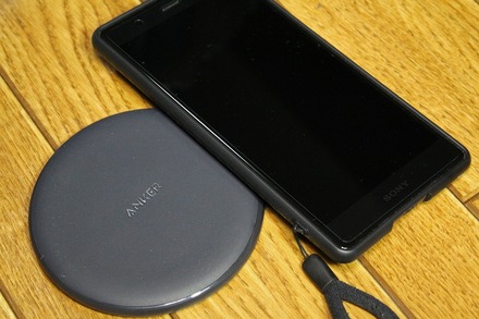 Anker PowerWave 10 Pad (������)  05