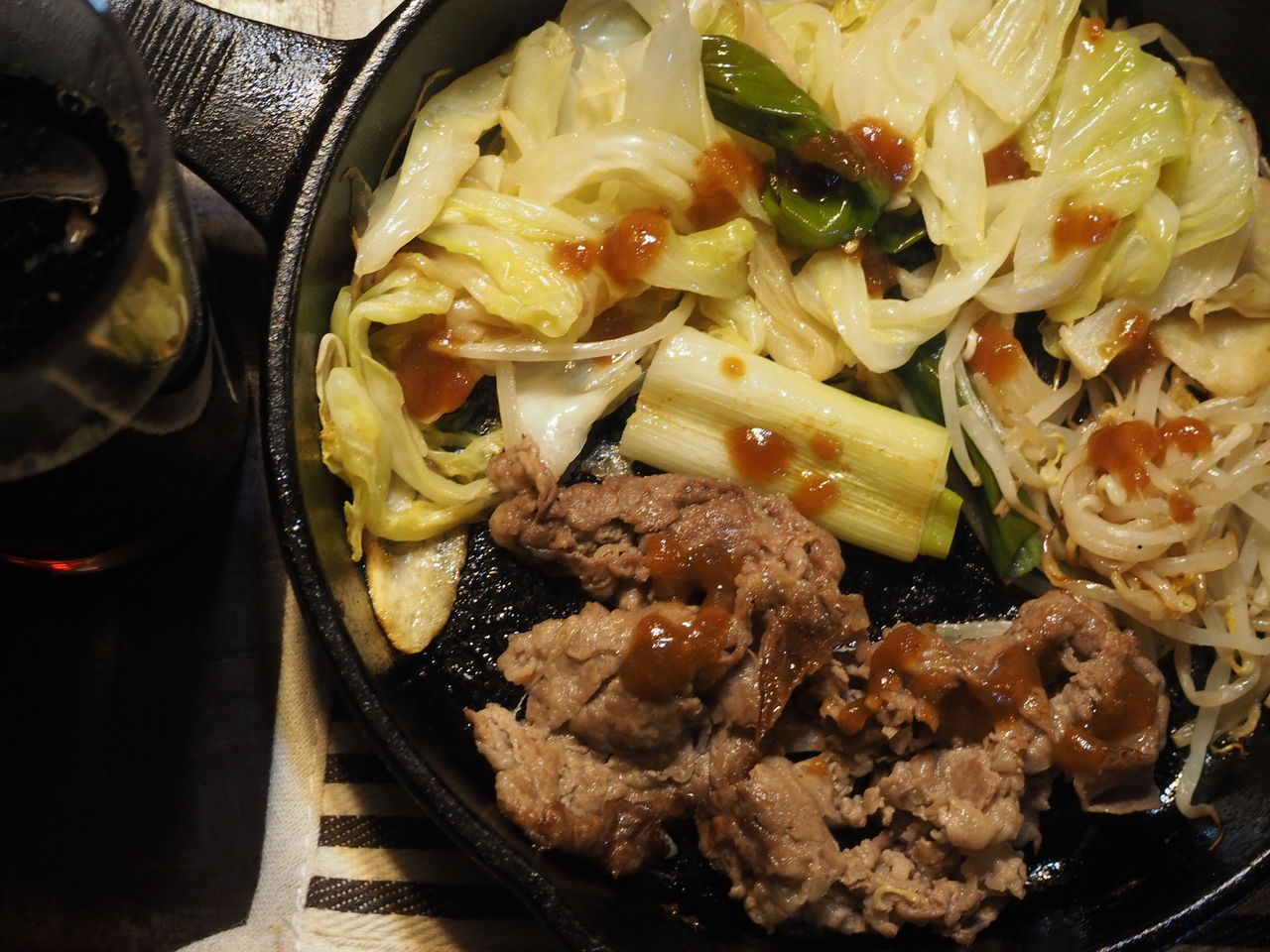 赤いかのげそと野菜の にんにくバター焼き ログハウスに住み 料理 野菜 家具作り 赤いかのげそと野菜の にんにくバター焼き ログハウスに住み 料理 野菜 家具作り