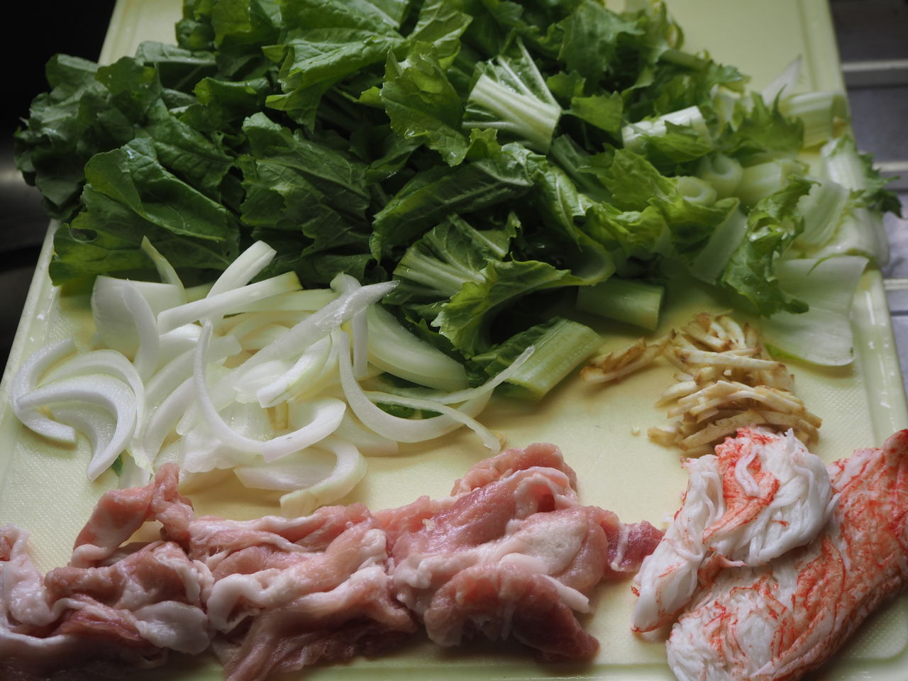 山東菜と豚肉の炒めもの カニカマあんかけ ログハウスに住み 料理 野菜 家具作り 山東菜と豚肉の炒めもの カニカマあんかけ ログハウスに住み 料理 野菜 家具作り