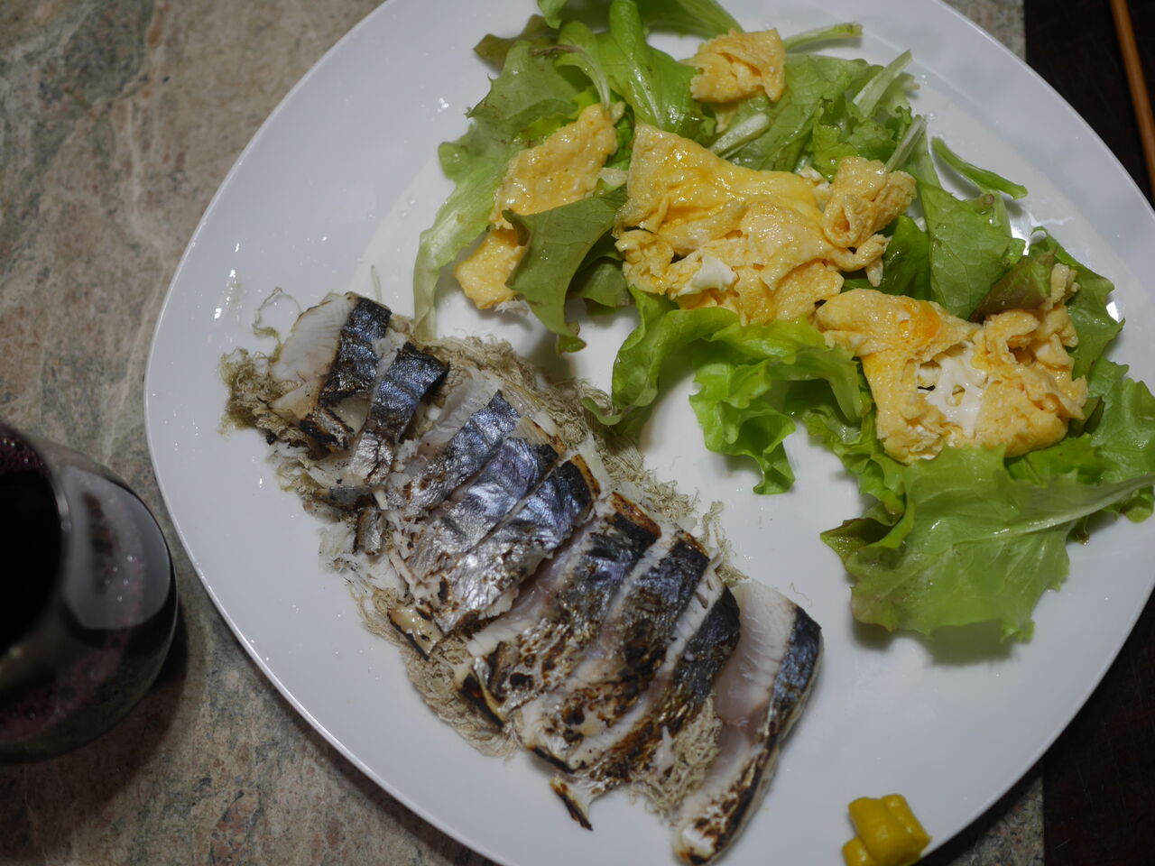 サゴシのきずし ログハウスに住み 料理 野菜 家具作り サゴシのきずし ログハウスに住み 料理 野菜 家具作り