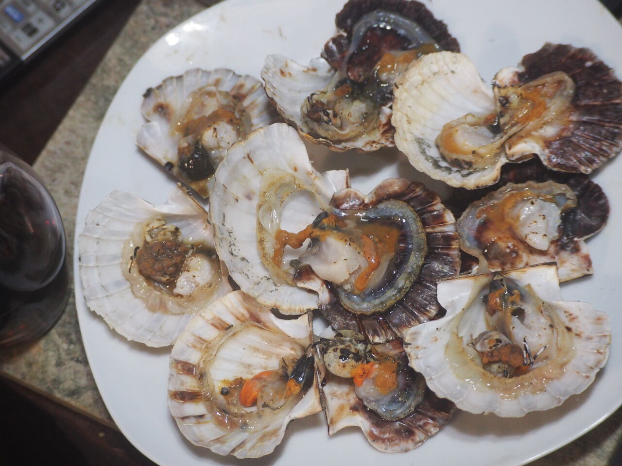 ログハウスに住み 料理 野菜 家具作り