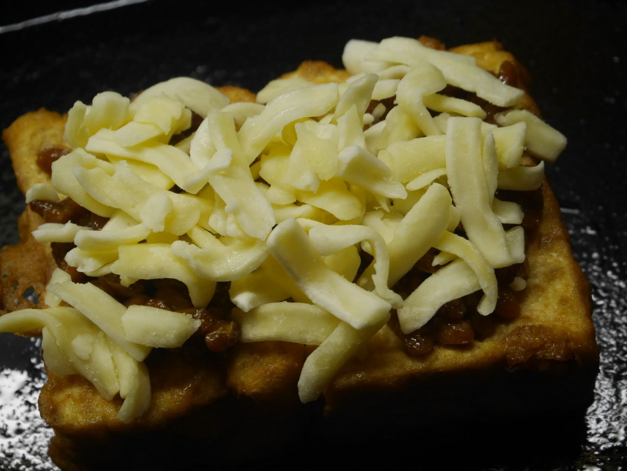 厚揚げと納豆のチーズ焼き ログハウスに住み 料理 野菜 家具作り