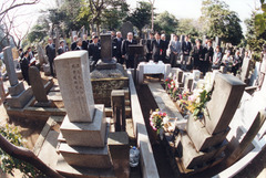 01-小野梓生誕日展墓（谷中霊園）