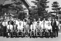 大豊工業(株)営業部事務所前