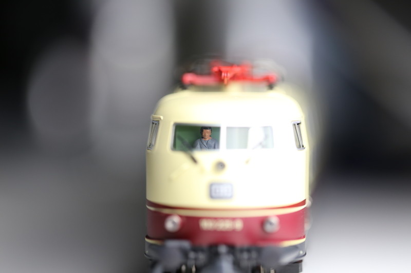 Roco DB103型電気機関車 : M R S モデルレールサービス