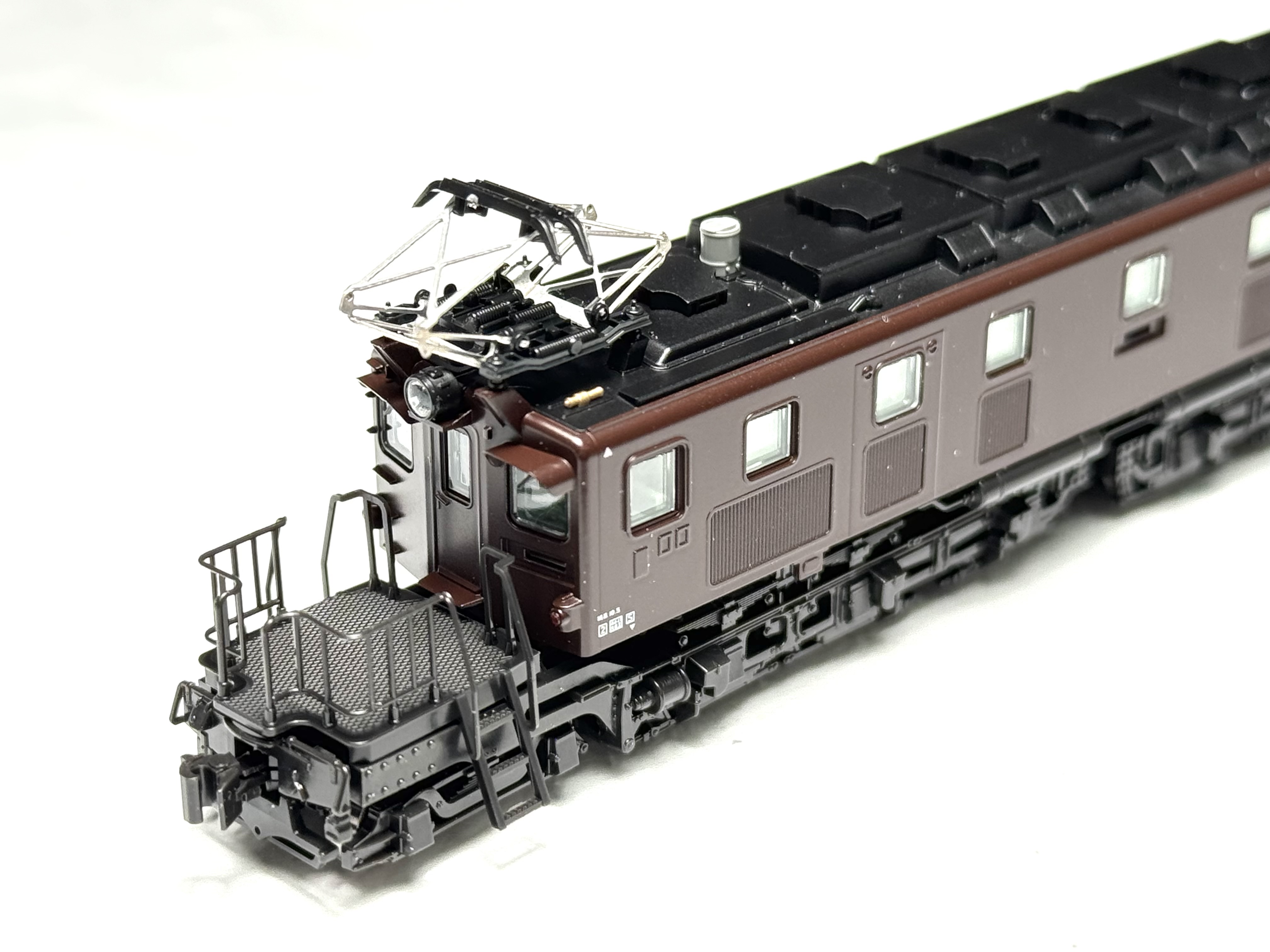 KATO EF57の定番カスタムを試す : M R S モデルレールサービス