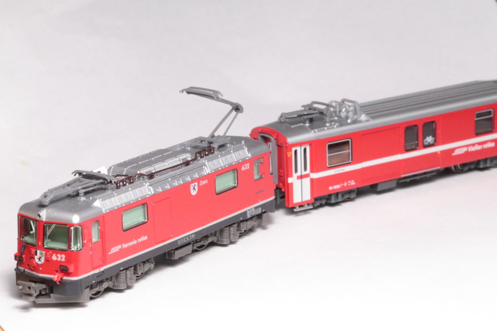 KATO レーティッシュ鉄道 電源荷物車 DS4223 : M R S モデルレールサービス