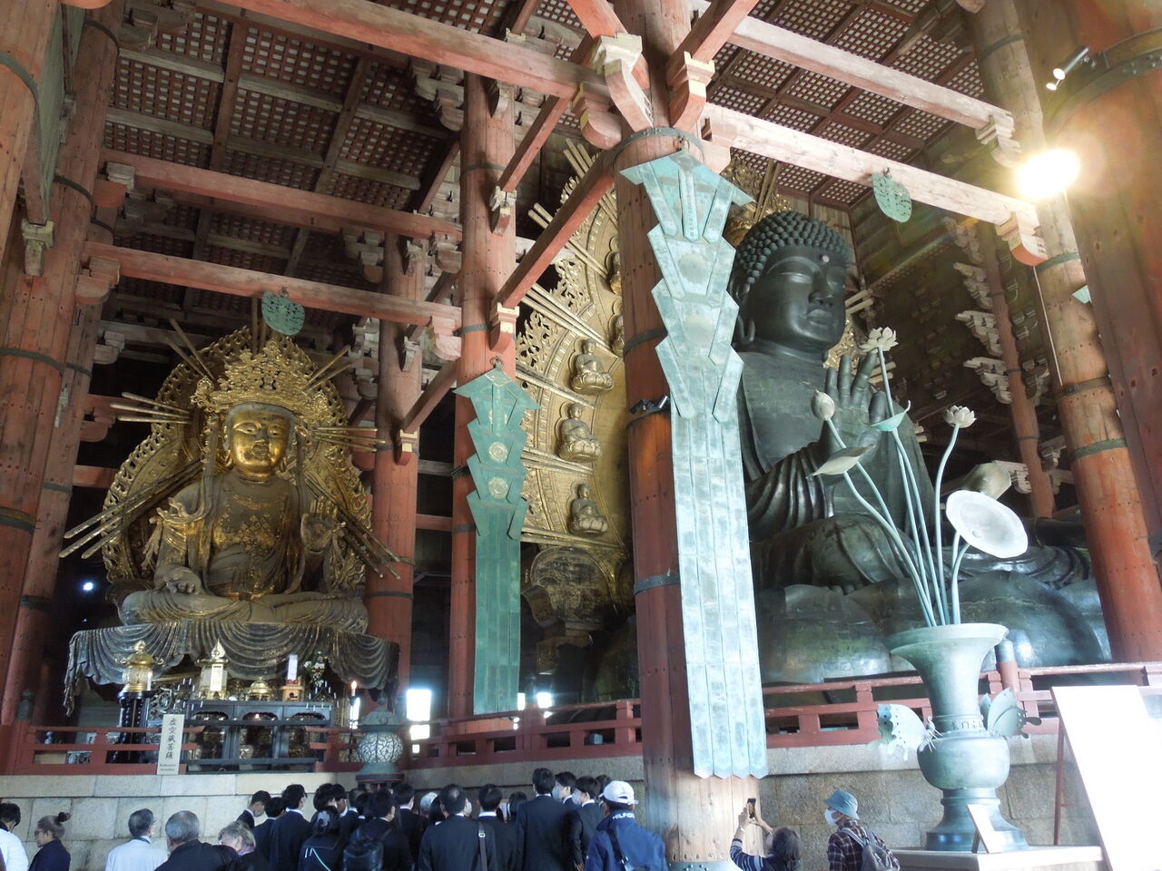 世界最大級の木造建造物「奈良・大仏殿」の旅 : かずタビ1