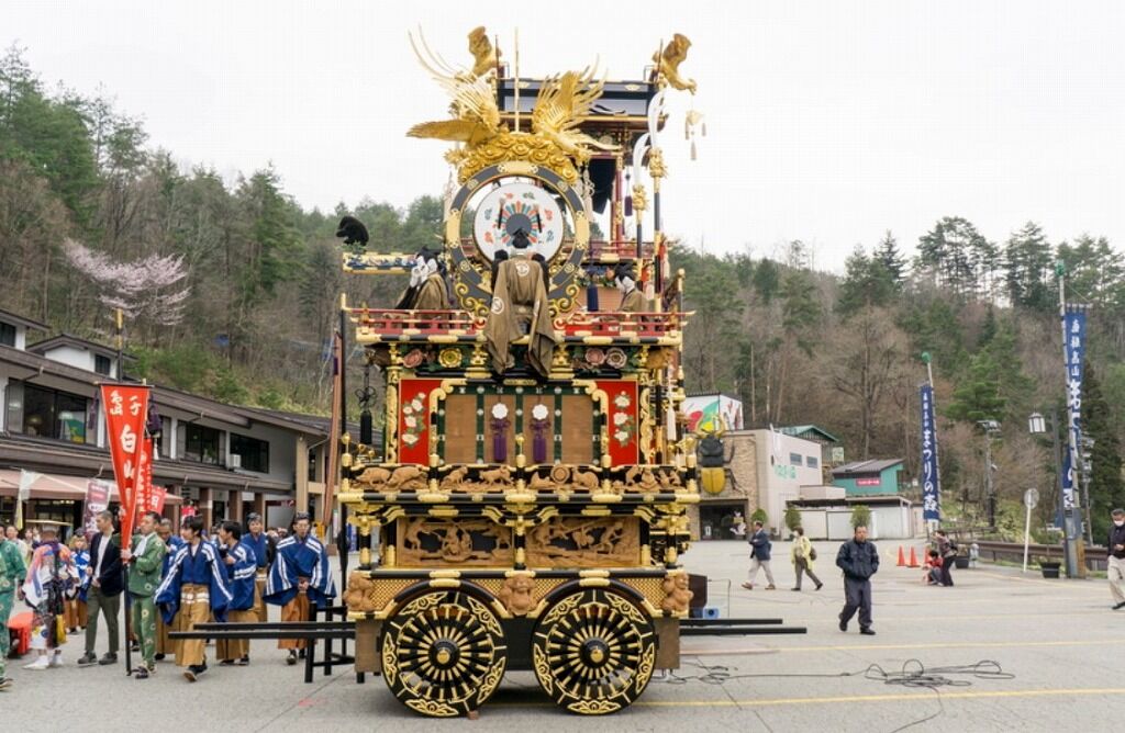 金風台 木製 伝統的な祭りの模型 新設された祭屋台8台とからくりの実演がある「飛騨高山まつりの森」の