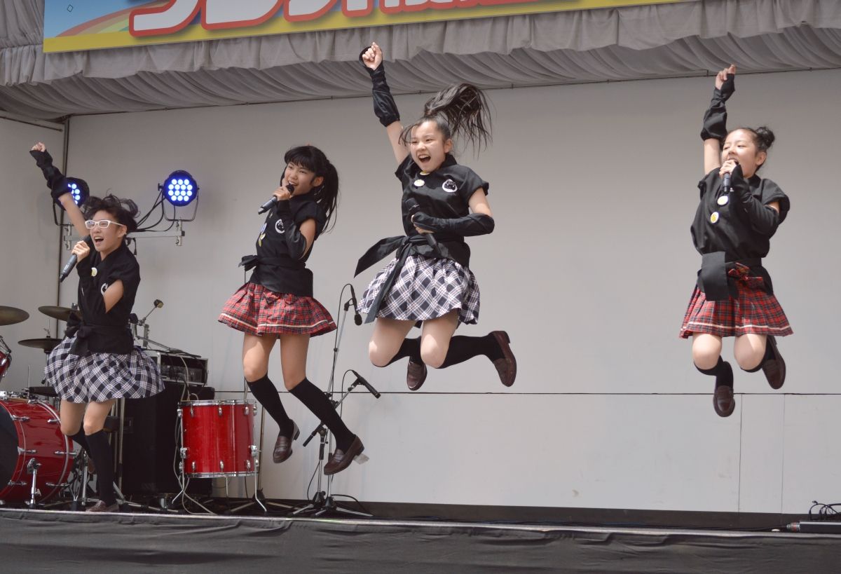 神戸まつり14 姫路ご当地アイドルhmj姫っ子５ 飛翔 Kazuwo15 フォトギャラリー