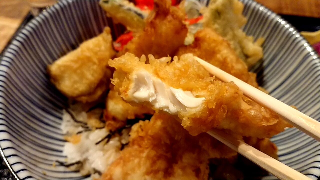 衝撃の柔らかジューシー鶏天!!宮町食堂で鶏天丼 : 新潟がっとうんめもん探訪