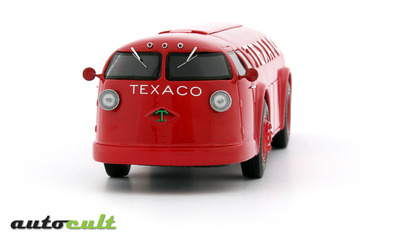 11000-Diamond-T-Doodlebug_f