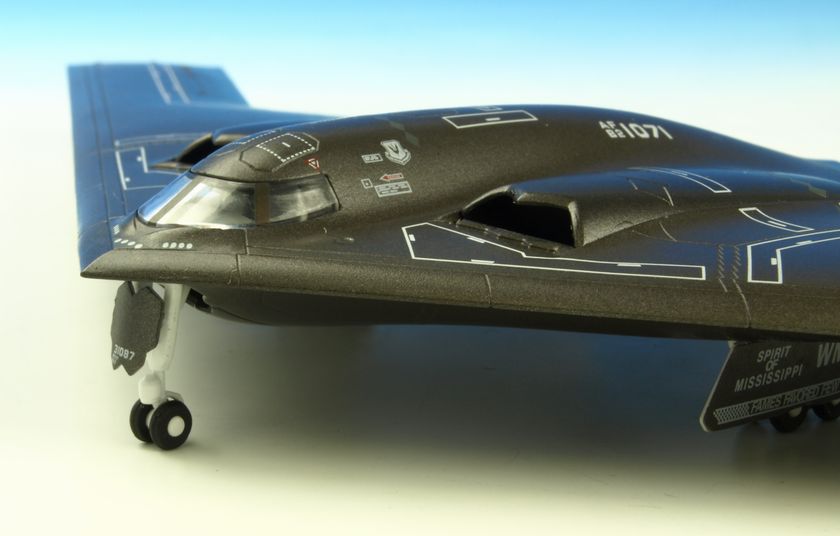 Amazon.co.jp: 1/200 ヘルパ ノースロップ グラマン B-2A