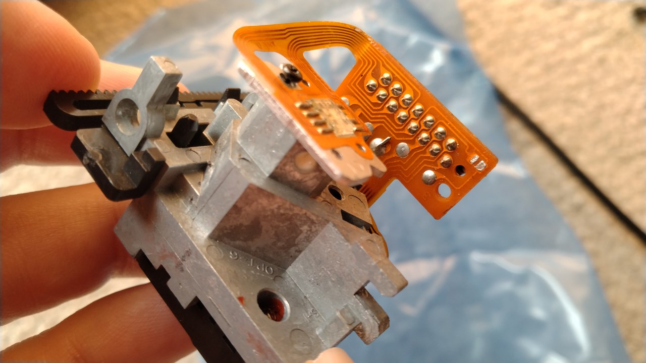新品 ピックアップレンズ交換済 セガサターン 本体 acc 726192eb-s.jpg