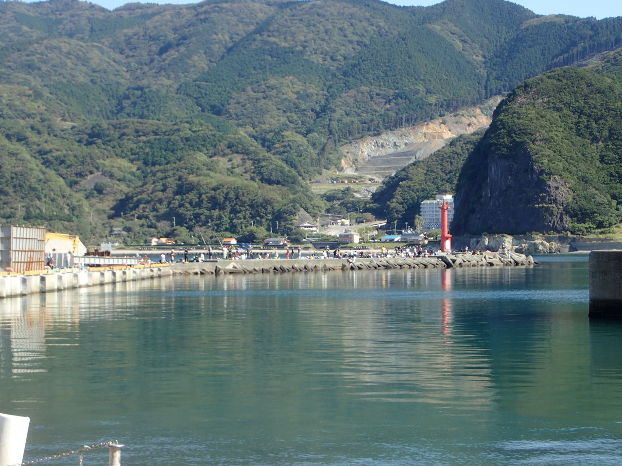 10月8日 超遠征で念願の青物を釣る みなとみらいシーバスひたすら釣行記 10月8日 超遠征で念願の青物を釣る みなとみらいシーバスひたすら釣行記