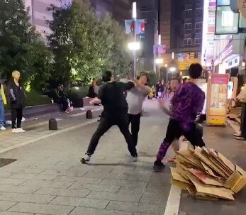 yjjつつj無題