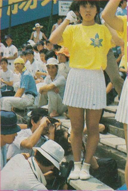 【画像】 甲子園JK「パンツ撮らないでください」