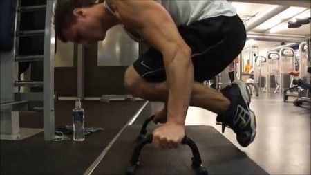 push-up-bar-workout-e1458433642659