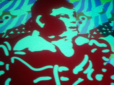 3145927_29525347_40large