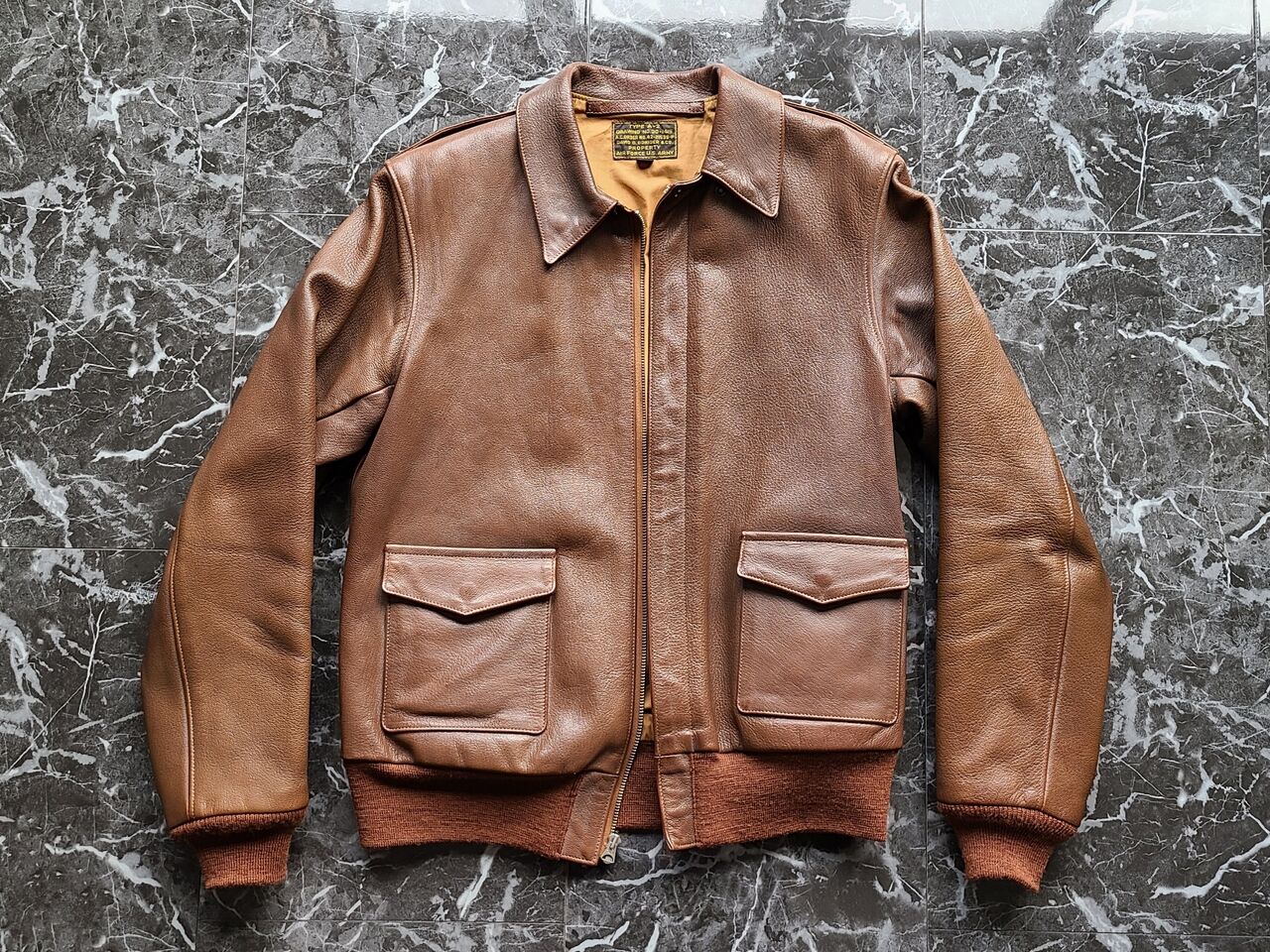 THEFEWドニガー社製タイプA2 ゴートスキン