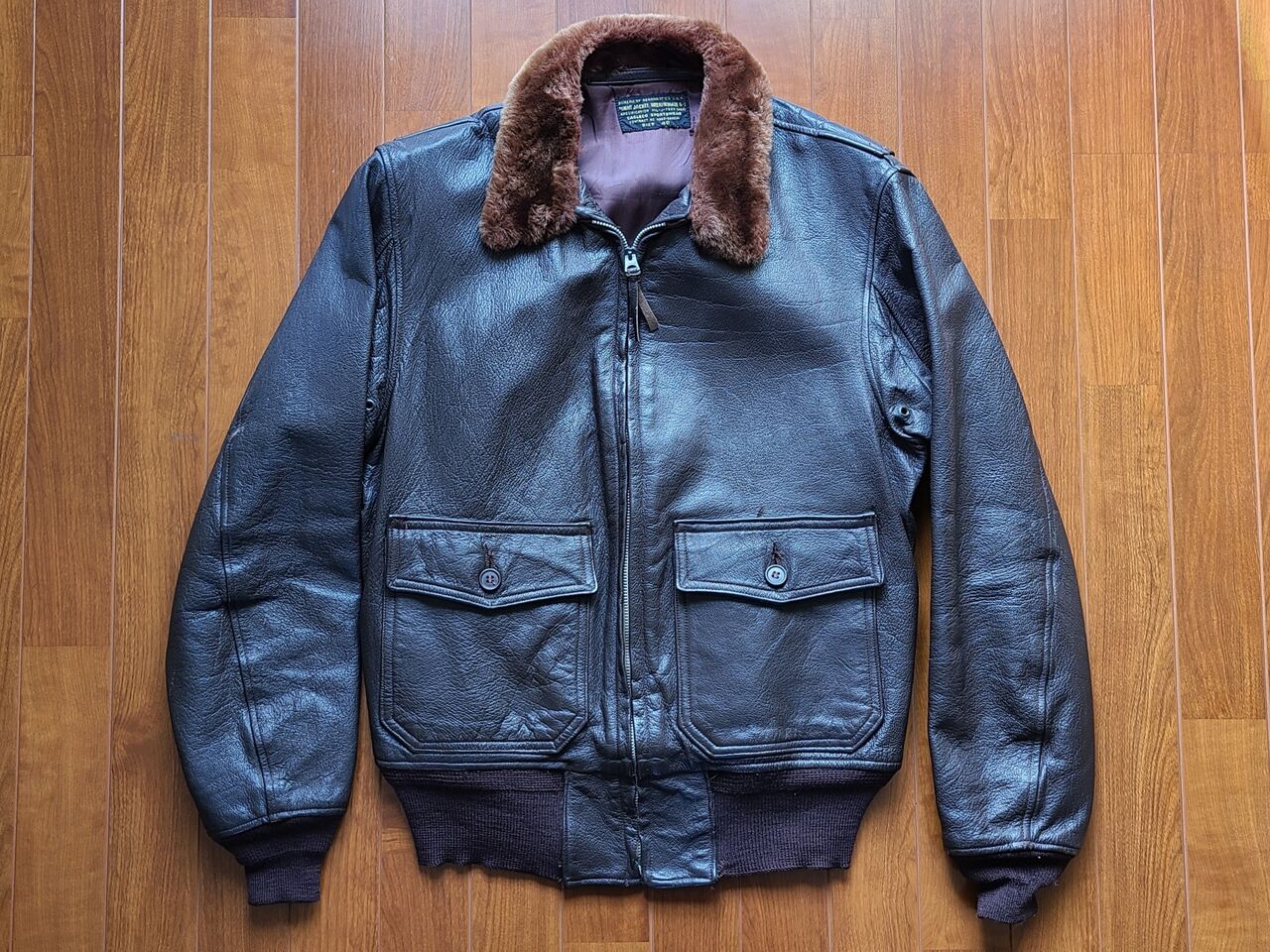 MIL.J-7823の代表的なモデルがこれなんじゃないかと思う。 : FLIGHT