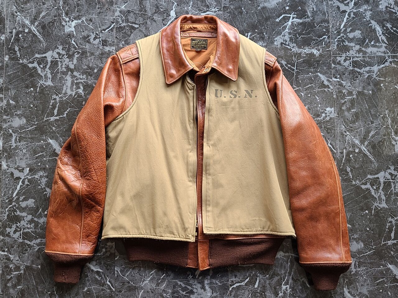 バズリクソンズベストA2