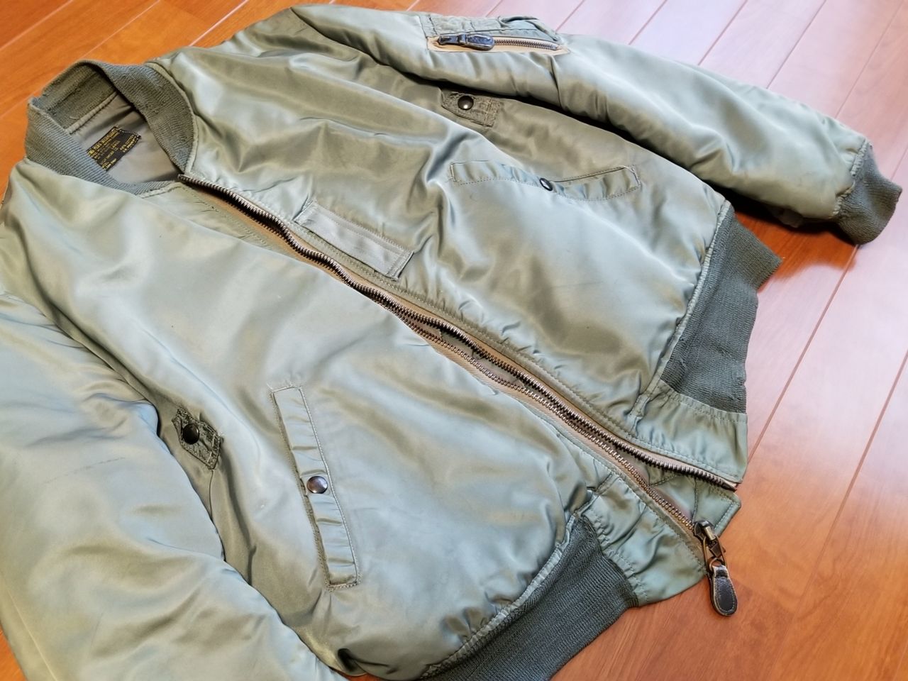角のとれたMA-1 TYPE A は完成型のフライトジャケット : FLIGHT
