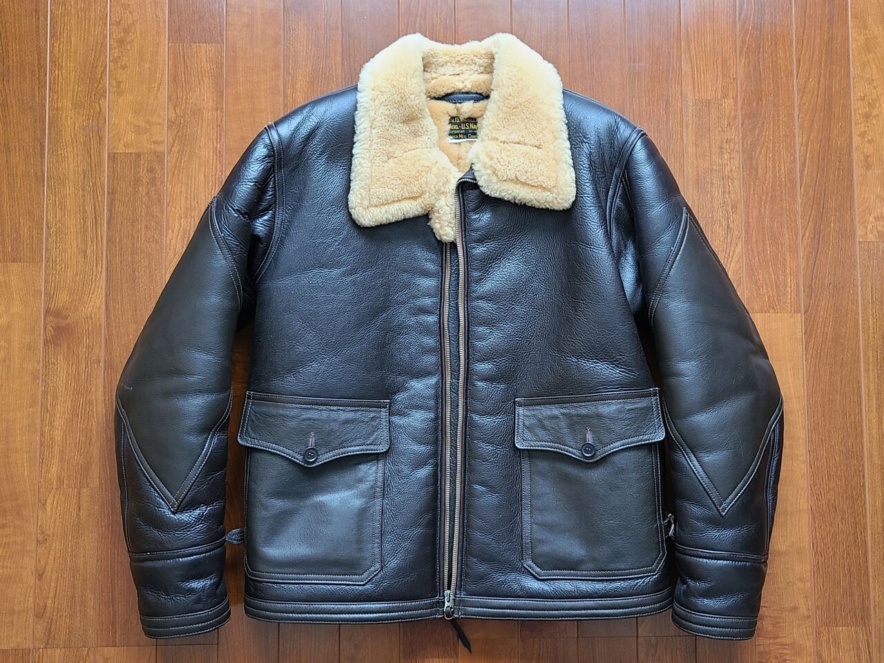 ほぼ同時期の旧リアルマッコイズのM-444でもここまで違う : FLIGHT