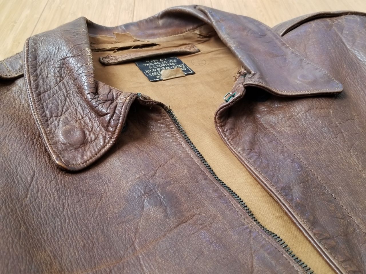 あまり特徴のないマイナーなA-2 CABLE RAINCOAT CO. : FLIGHT JACKET GO GO