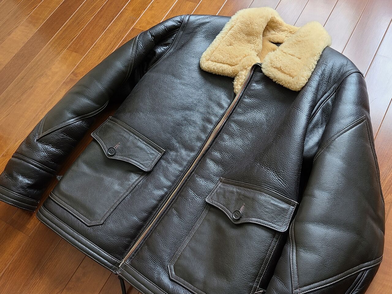 ほぼ同時期の旧リアルマッコイズのM-444でもここまで違う : FLIGHT