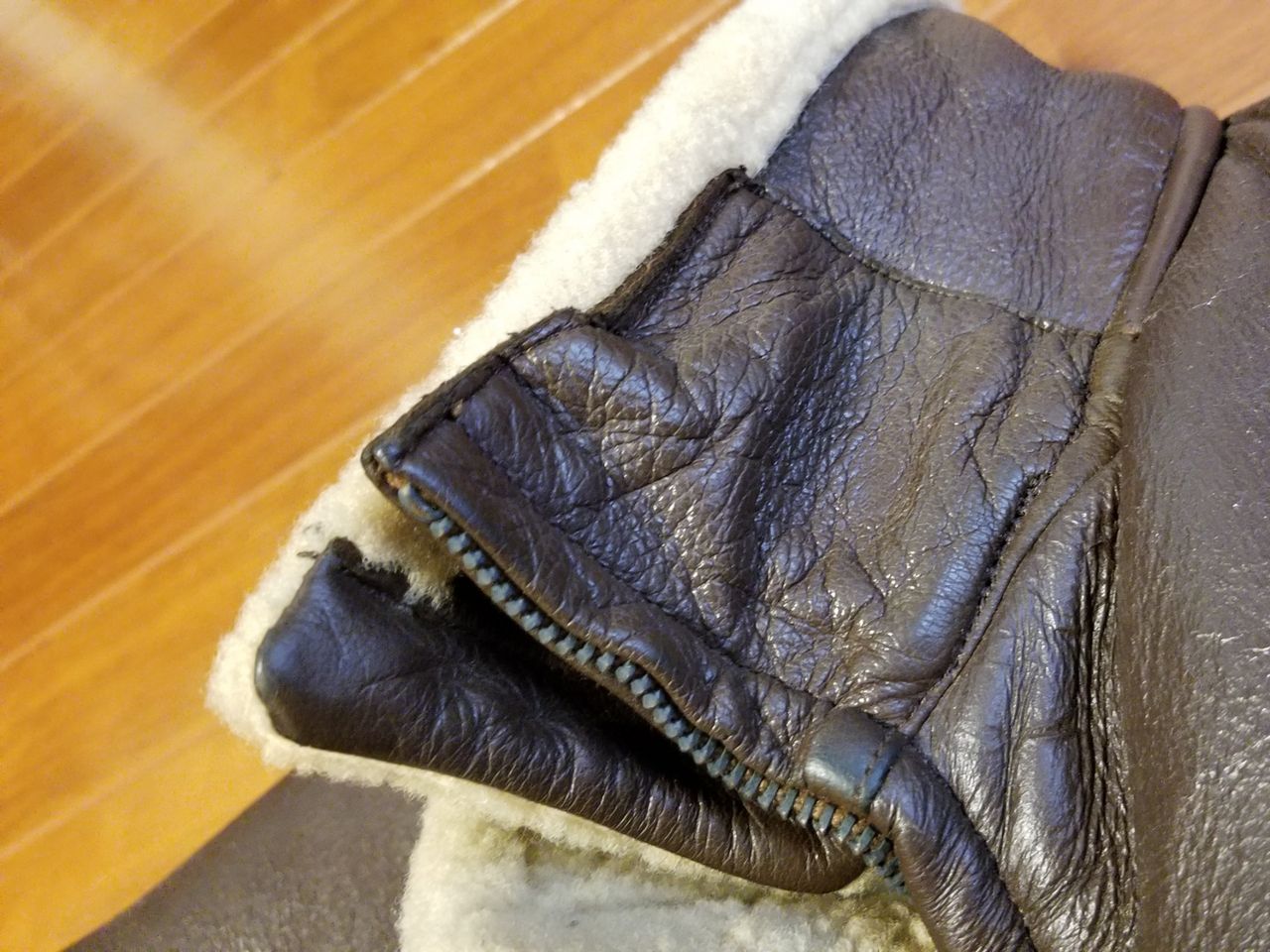 海軍ムートンジャケットでもライトなのがM-444です。 : FLIGHT JACKET 