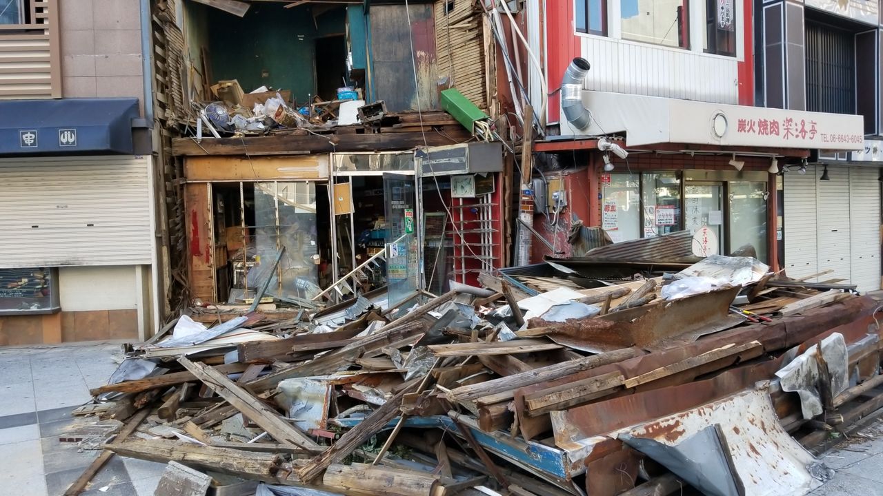 台風21号のせいで電気のない生活を体験中 zil5 go go 台風21号のせいで電気のない生活を体験中 zil5 go go