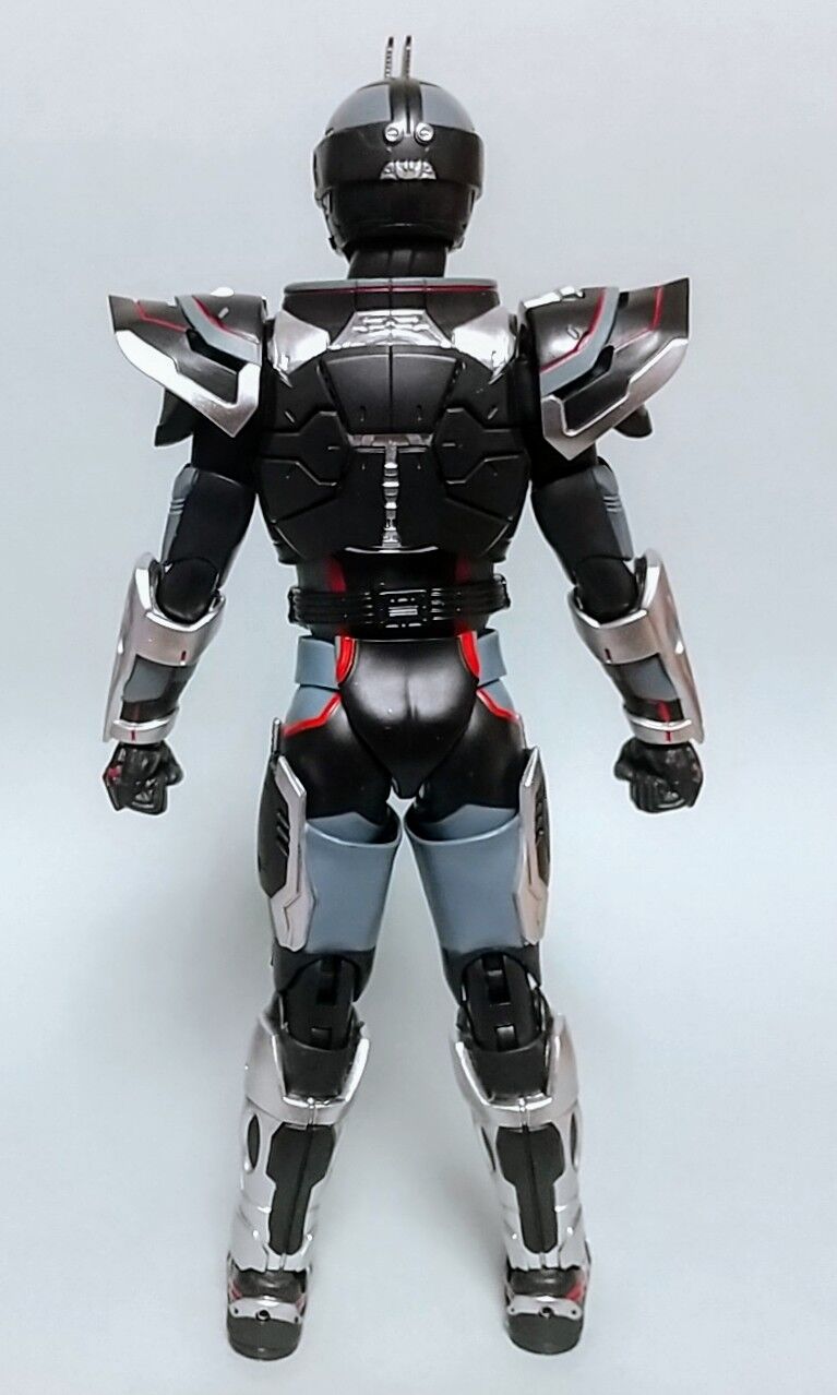 真骨彫 仮面ライダーファイズ アクセルフォーム/ネクストファイズ Amazon.co.jp: S.H.Figuarts（真骨彫製法） 仮面ライダー