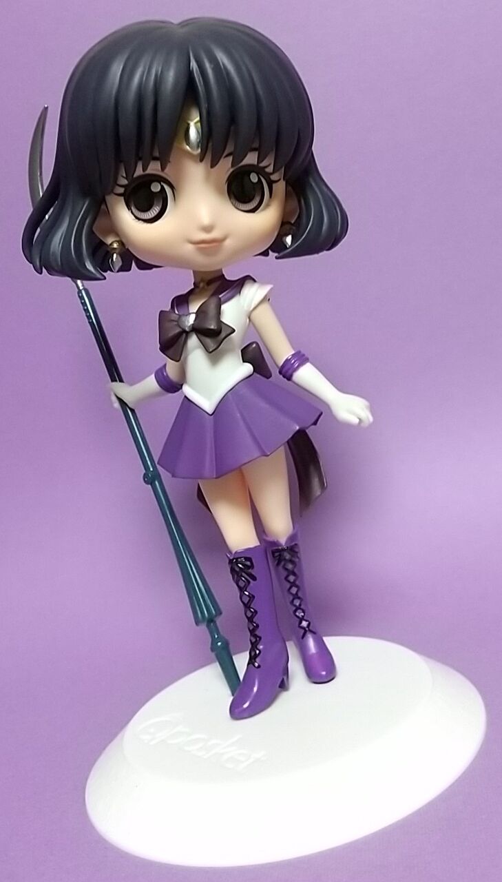 武器も付属のスーパーセーラーサターンのフィギュア】劇場版「美