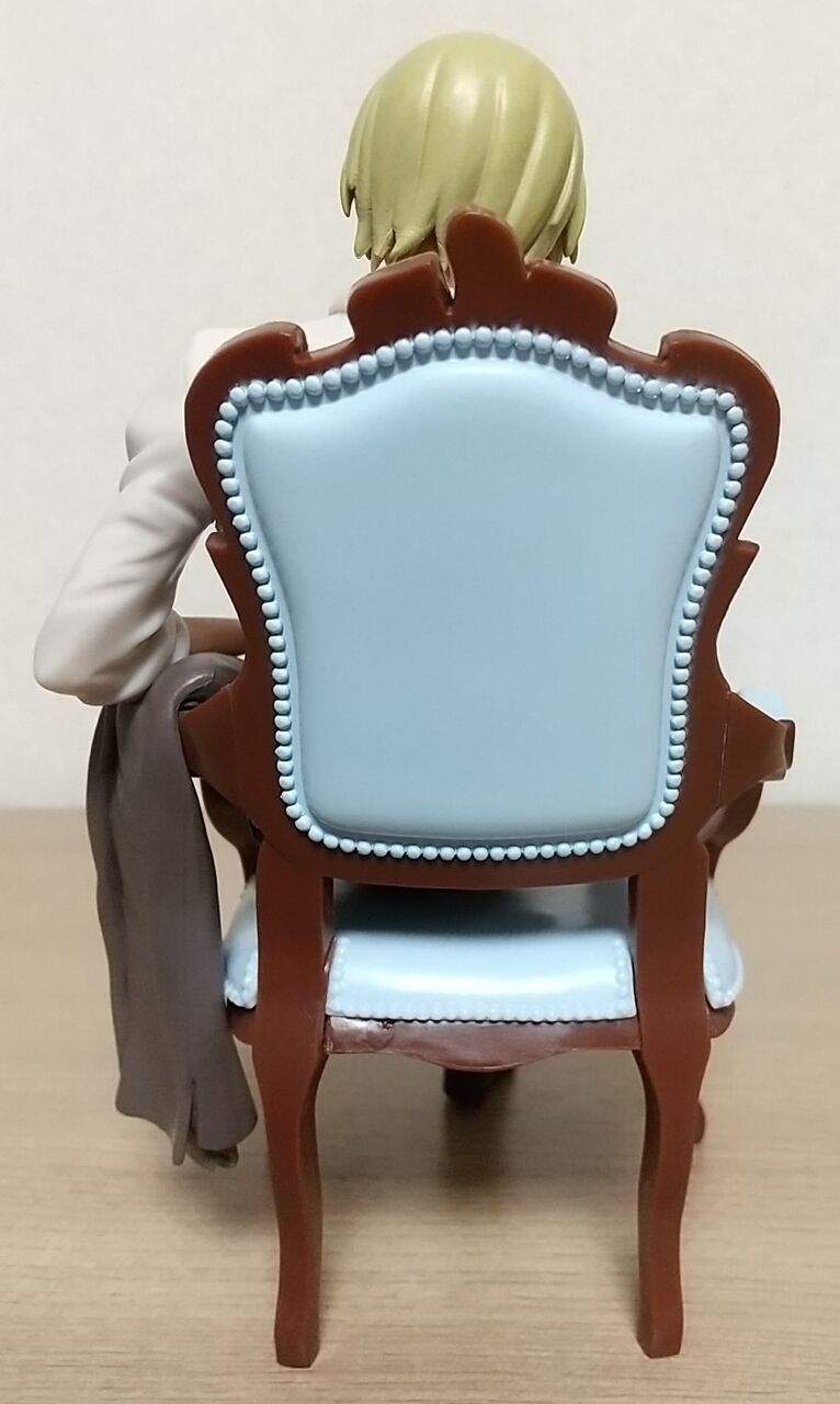 椅子座りのオシャレフィギュア 名探偵コナン プレミアムグレイスシチュエーションフィギュア 安室透 Chaos Hobby Blog