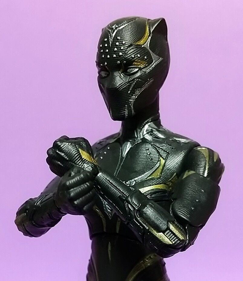 箱やぶれあり MARVEL マーベル レジェンド ブラックパンサー