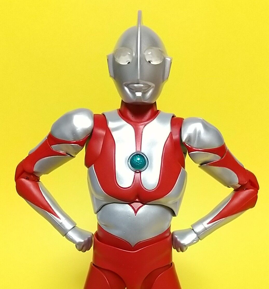 フィギュア S.H.Figuarts（真骨彫製法）ウルトラマンティガ マルチタイプの通販 by ten's shop｜ラクマ ウルトラマ