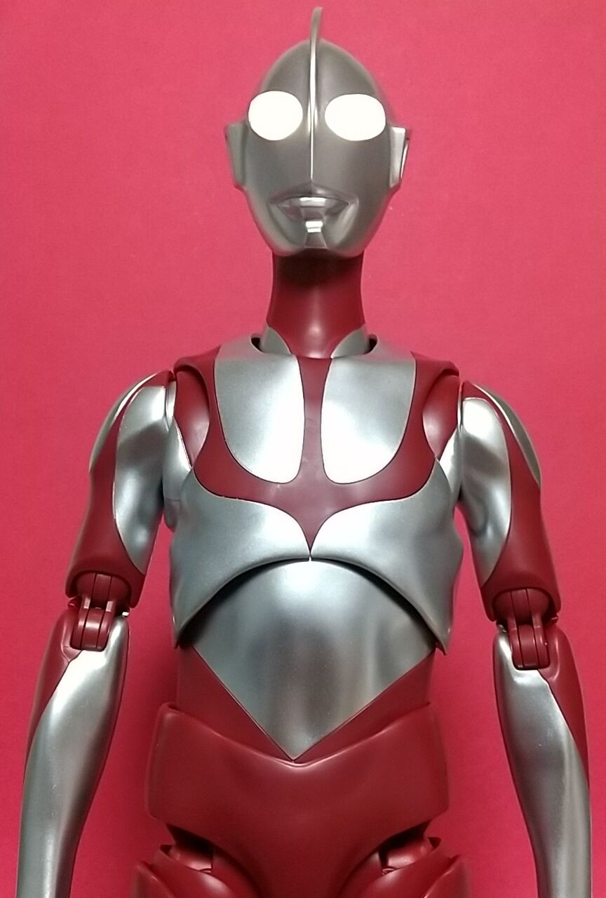 目が発光!約40cmのビッグサイズ可動フィギュア】DYNACTION 目が発光!約40cmのビッグサイズ可動フィギュア】DYNACTION