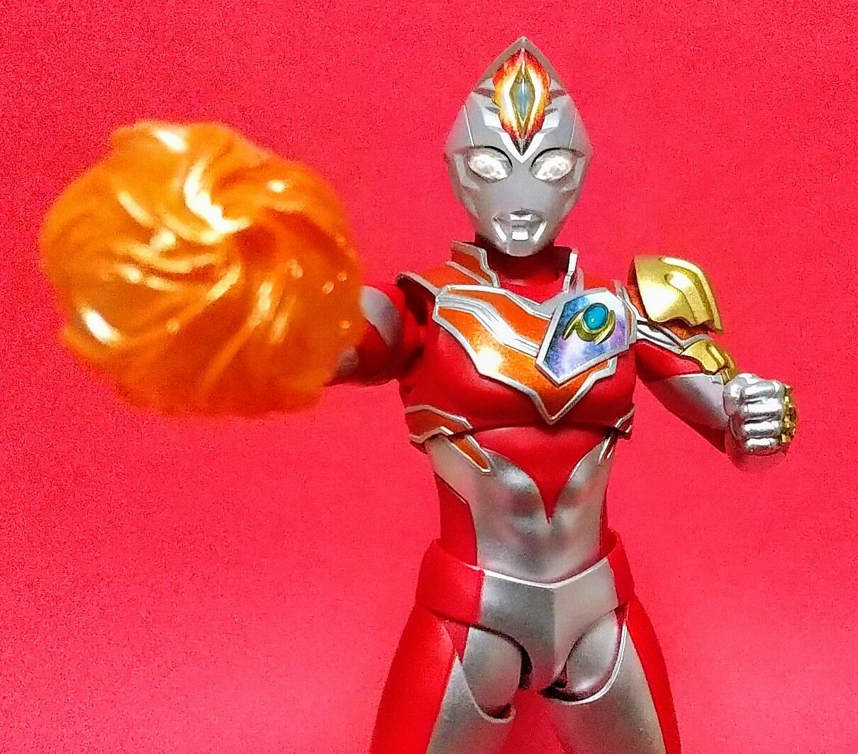 ドルネイドブレイカーのエフェクト付き】S.H.Figuarts ウルトラマン 