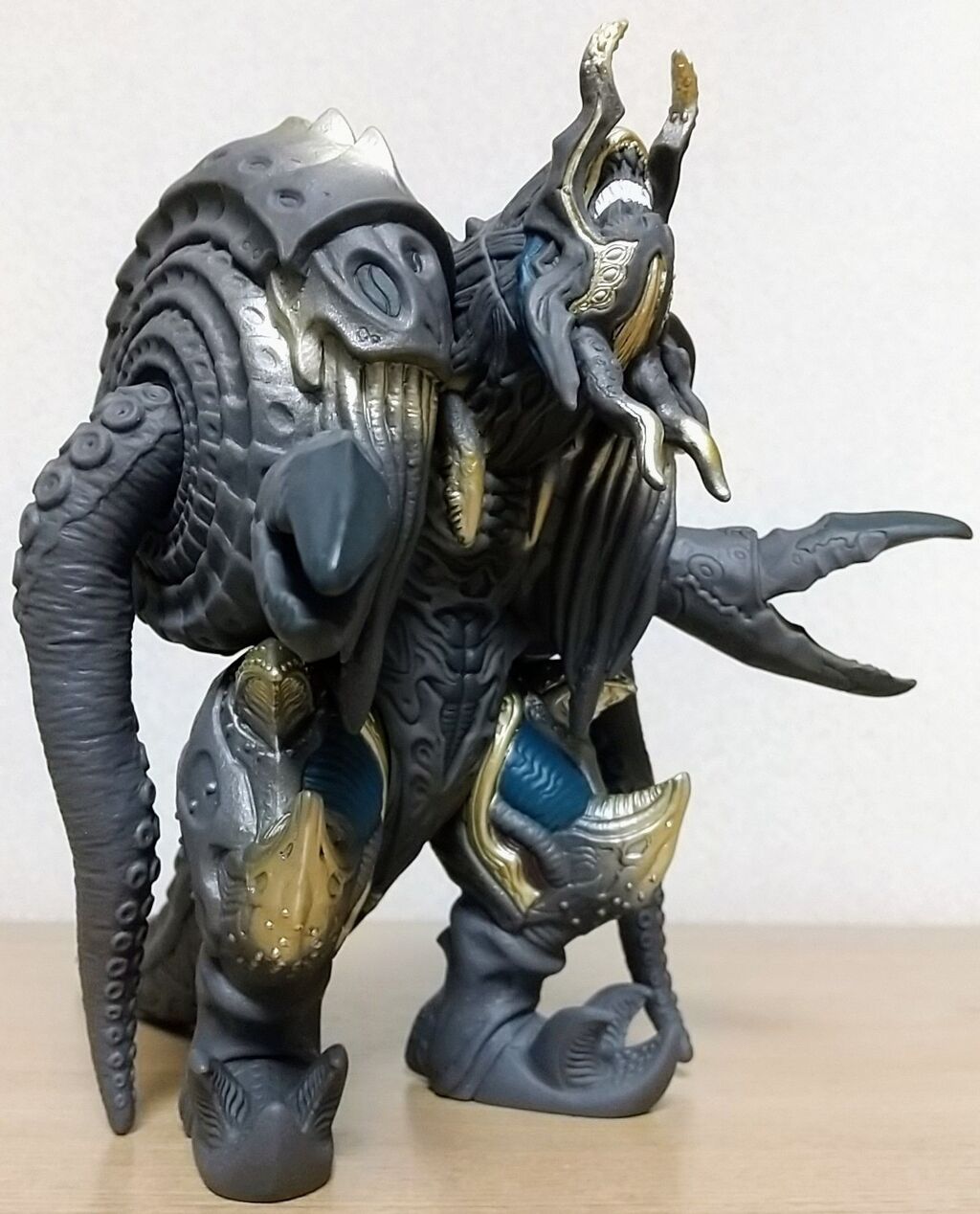 Ｎaoウルトラ怪獣ソフビDXメガロゾーア.超ゴッヴ（2602onfi） Naoウルトラ怪獣ソフビDXメガロゾーア.超ゴッヴ（2602onfi