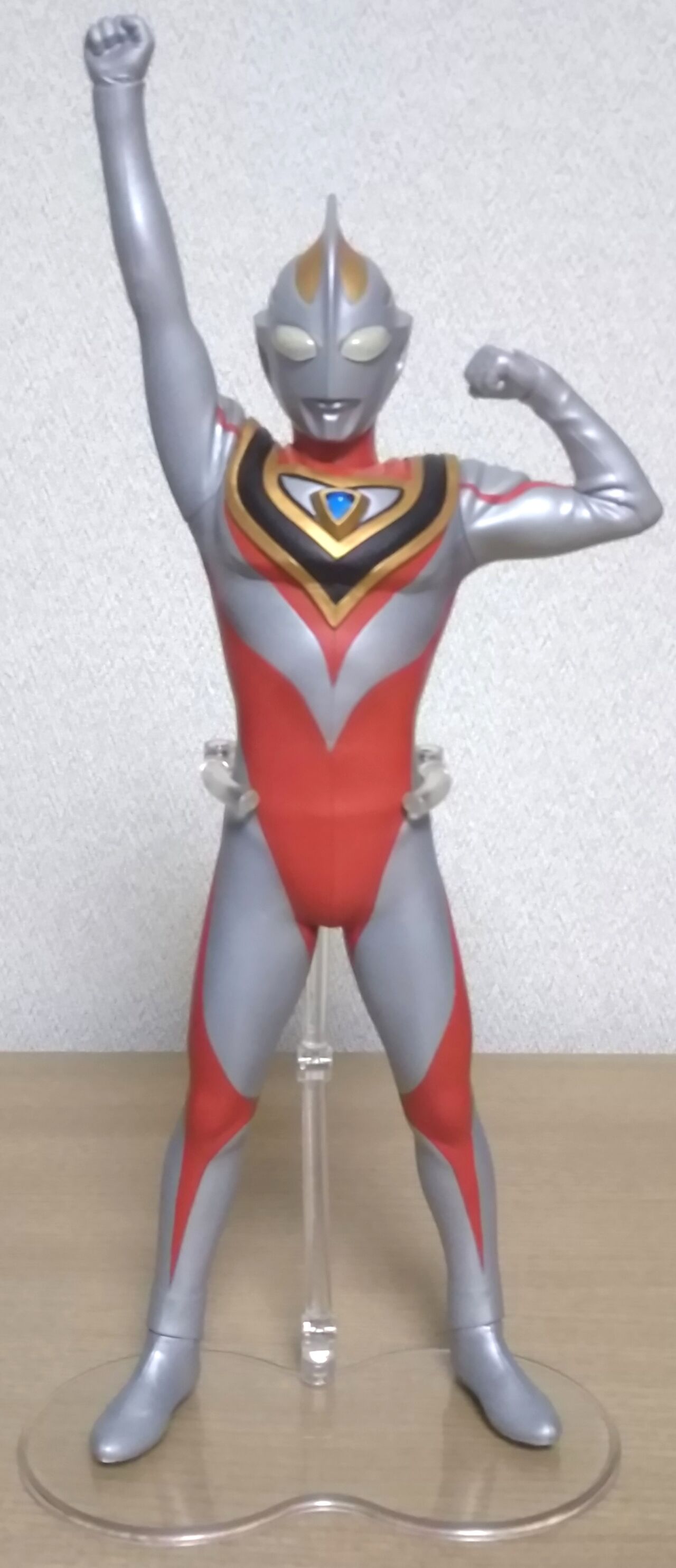 大怪獣シリーズ ULTRA NEW GENERATION ウルトラマンガイア (V2) 登場ポーズ 全高約290mm 塗装済み 完成品 フィギュア 大怪獣シリーズ ULTRA NEW GENERATION ウルトラマンガイア(V2